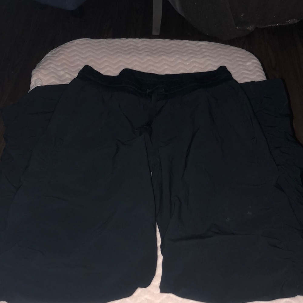UNDER ARMOUR joggin pants